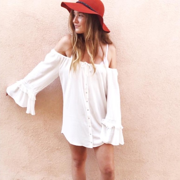 Dresses & Skirts - 1 left!!! Daydream Off Shoulder Dress